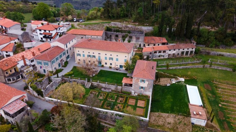 002-poroka-villa-fabiani-iz-zraka