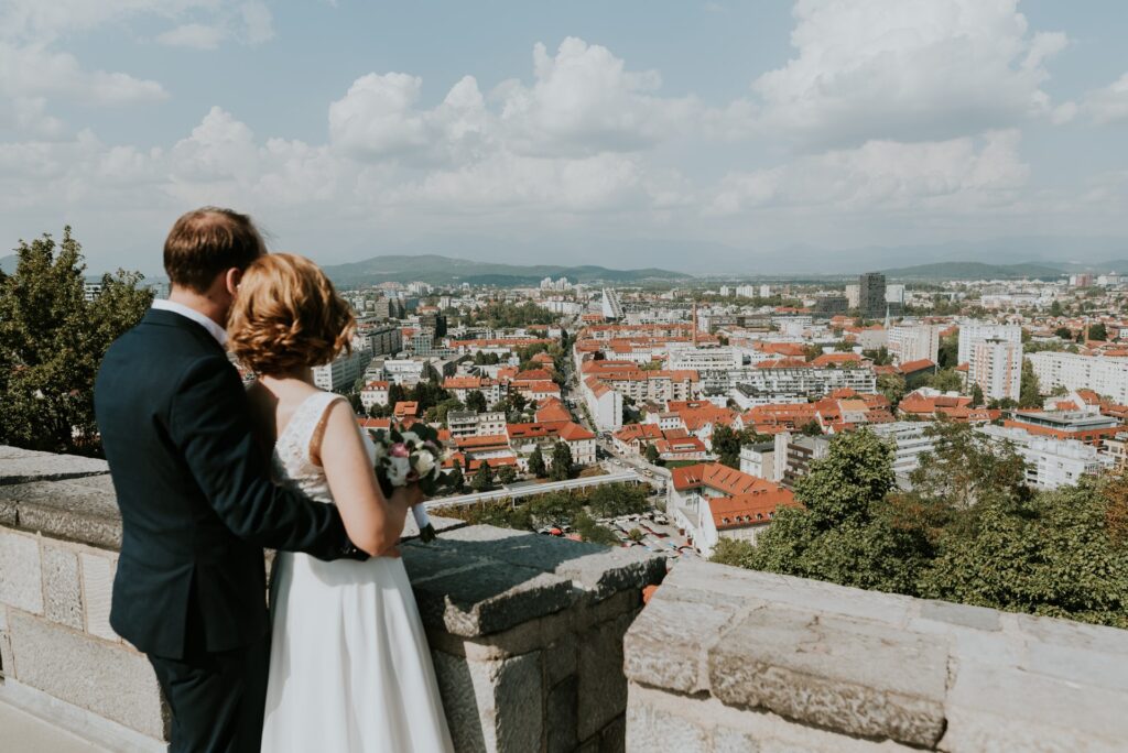 pogled-mladoporocencev-na-ljubljano